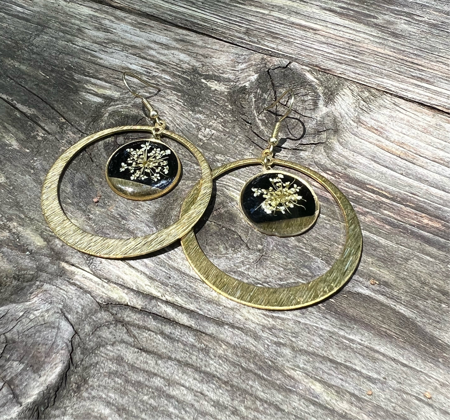 Black Queen Anne’s Lace Hoops