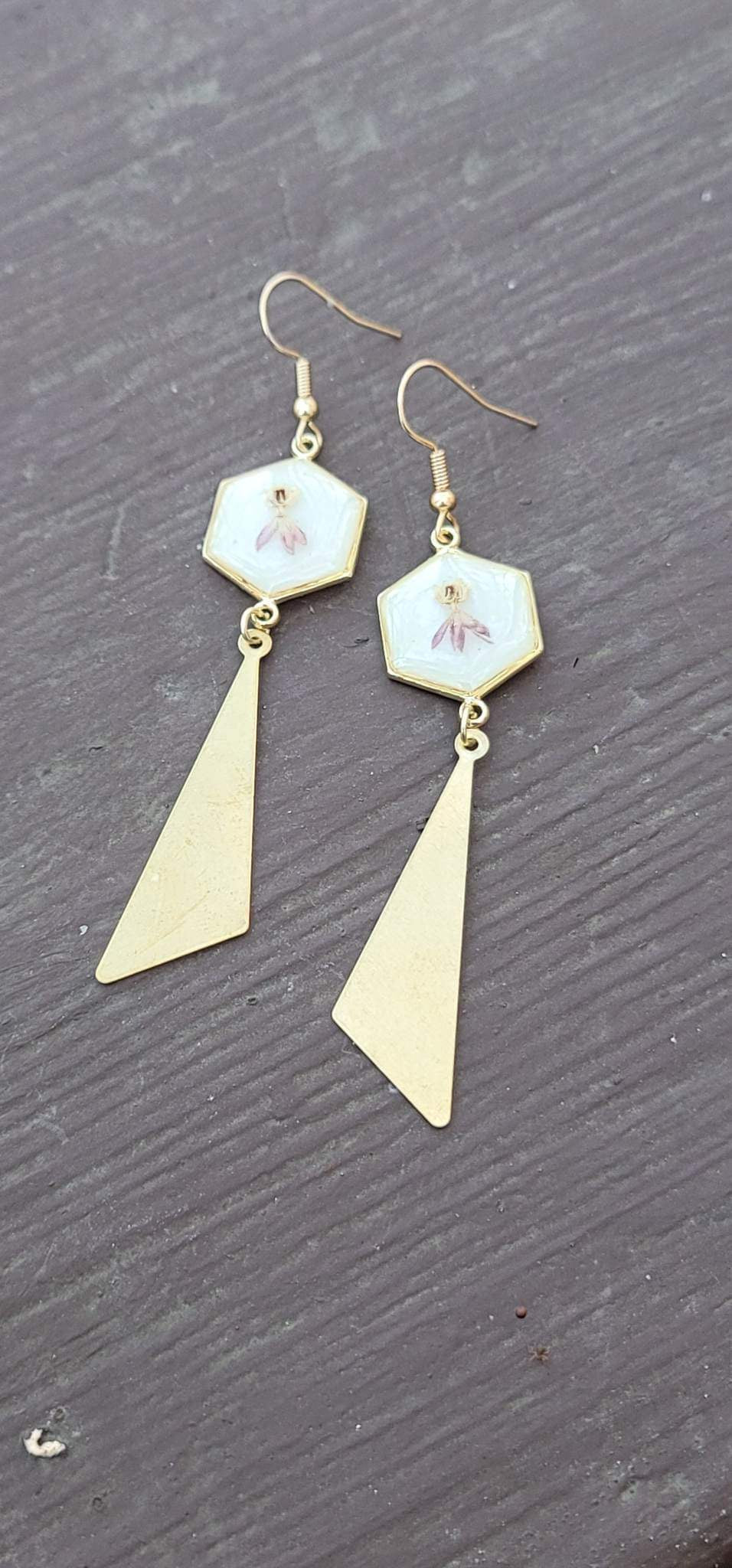 Honeycomb White Swamp Milkweed Earrings
