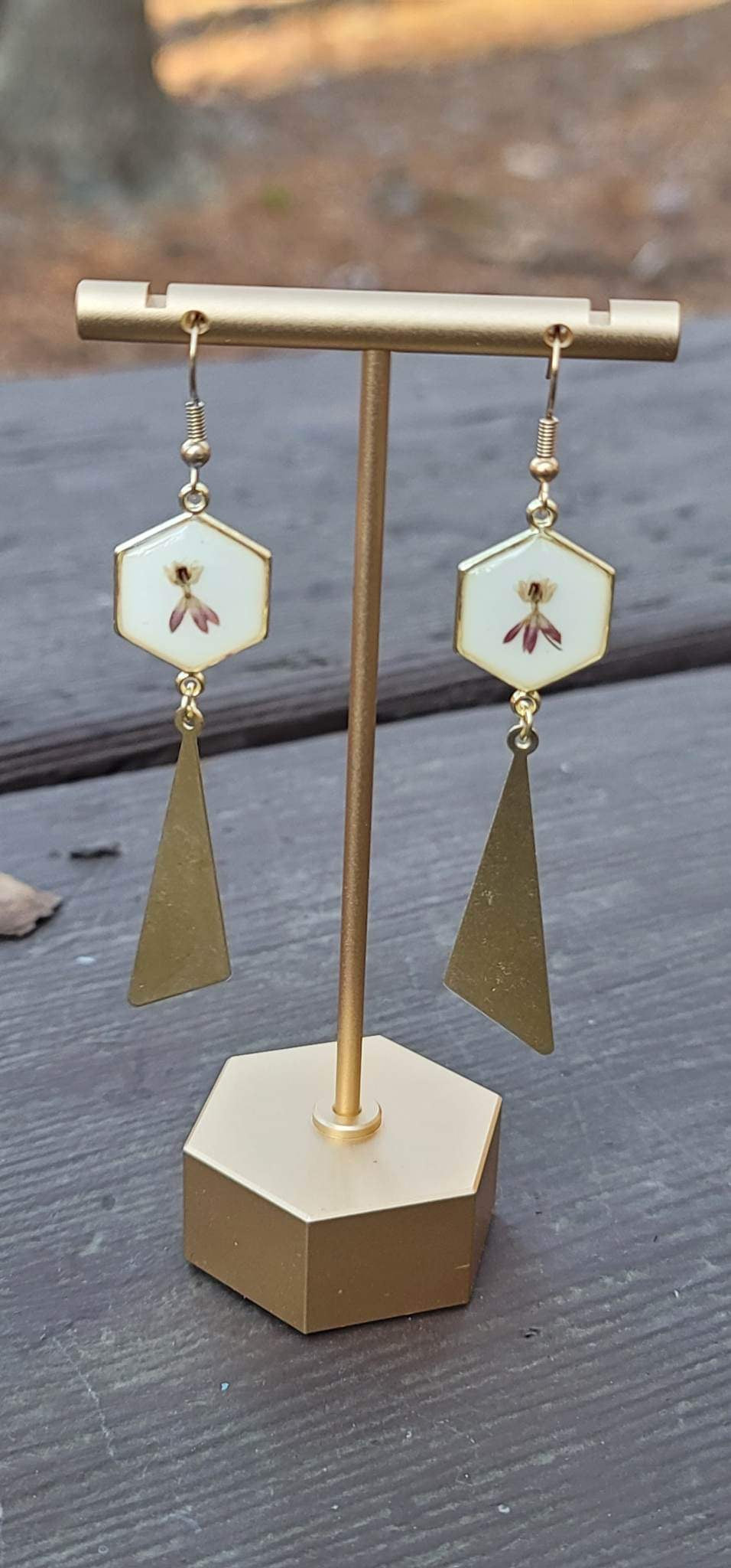Honeycomb White Swamp Milkweed Earrings